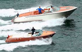 Roger federer announces he will make his return from injury for the gonet geneva open and play the french open in via bleacher report. Video Roger Federer Plays Motor Boat Tennis In Sydney Motor Boat Yachting