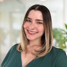 Maria Fundora's Instagram, Twitter & Facebook