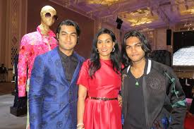 Chandran is also a malaysian television personality. Kee Hua Chee Live Part 1 Dato Sri Bernard Chandran Reveals 2017 Raya Collection Before Her Royal Highness The Sultanah Of Pahang Sultanah Kalsom And Her Royal Highness The Sultanah Of Trengganu Sultanah
