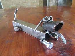 Scrap Weenie Dog Welded Art Metal Dachshund Sculpture Scrap Metal Dog Steel Animal German Hammer Dog Scrap Metal Art Metal Tree Wall Art Welding Projects