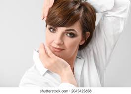 44,907,216 (female) Images, Stock Photos, 3D objects, & Vectors