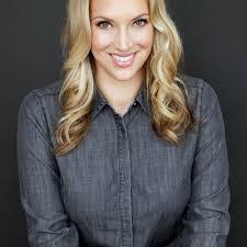 Vanessa Watt's Instagram, Twitter & Facebook