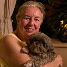 Velva Lee's Instagram, Twitter & Facebook