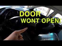 You need to make sure that you choose an opener you can rely on when you need it most for safety and convenience reasons. Video Wont Work