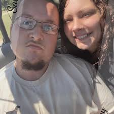 Can someone point me in the right direction for a good relator (not sure if  I spelled that right) but looking to find a home before my lease ends!