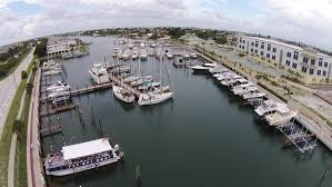 Pete, tampa, bradenton, apollo beach and riverview. Boat Rentals Jet Ski S Paddle Boards And More Fun In The Sun
