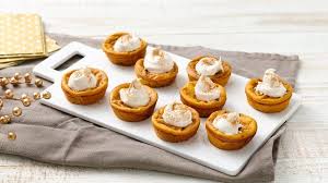 Bisquick Impossible Pumpkin Pie Cupcakes Impossibly Easy Mini Pumpkin Pies Recipe Mini Pumpkin Pies Pumpkin Pie Desserts