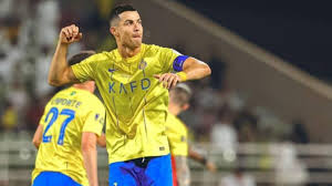 El Al-Nassr de Cristiano Ronaldo le regalará camisetas gratis a sus hinchas en la previa del clásico ante A...