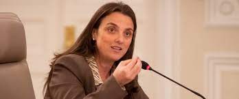 El mintic anunció la apertura de un proceso de contratación pública para llevar internet gratuito a en el cierre del andicom 2020, la ministra tic, karen abudinen, felicitó a los emprendedores que. Ministerio Tic Brinda Conectividad De Alta Velocidad Al Hospital Regional San Rafael De Leticia