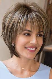It Is A Classic Bob Haircut With Layered Nature That Gives The Tips A Curvature Grip That G Short Hairstyles For Thick Hair Short Hair Styles Thick Hair Styles