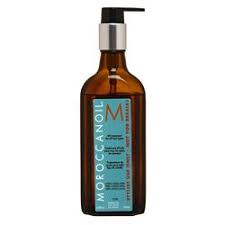 Add A Little Of This To Your Damp Hair After A Shower Your Frizz Will Be No More Smells Great Too Love It Moroccan Oil Morrocan Hair Oil Damp Hair