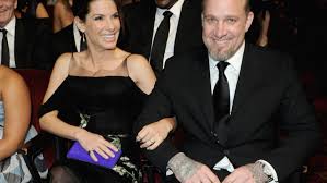 For their big day, dejario wore a traditional white wedding gown with a black floral design. Jesse James Marries A Fourth Time To Professional Drag Racer And Hair Products Heiress Alexis Dejoria The World From Prx