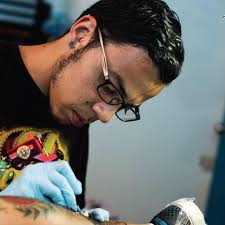 Junto con brujas y duendes, las hadas o ninfas son el tatuaje del mundo de la magia y fantasía preferido por las chicas. Arcangel Gabriel Blackink Cristian Jimenez Tattoo