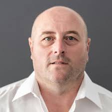 Arena Stimme Tom Müller