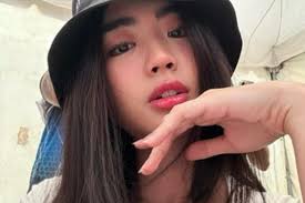 5 Film Filipina yang Dibintangi Azi Acosta, Memuat Adegan Dewasa