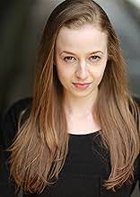 Hollie Dempsey's Instagram, Twitter & Facebook