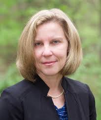 Laura Stilwell's Instagram, Twitter & Facebook