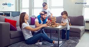 Kartu keluarga begitu penting keberadaannya, terutama bagi anda yang baru menikah. Intip 8 Permainan Keluarga Indoor Cocok Saat Wfh
