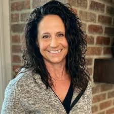 Wendy Tolman's Instagram, Twitter & Facebook