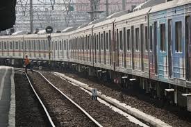 Belut listrik terbesar di indonesia, yang baru saya lihat. Krl Solo Jogja Ditarget Beroperasi 2020 Tiru 5 Layanan Commuter Line