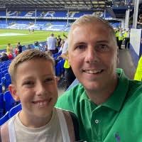 30+ "Lee Heron" profiles