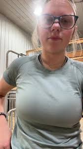 Grace Pohl's Instagram, Twitter & Facebook