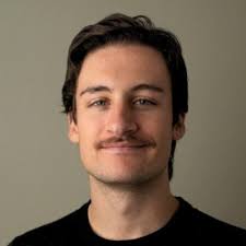 Trying to get your team to embrace LinkedIn and content creation more? This  one sentence will help more than any tool or course. “That would make a  great post." Just tell them