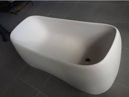 La vasca da bagno, per la sua dimensione importante, necessita di una zona bagno con spazio libero e, rispetto al box doccia, è una scelta d'arredo impegnativa ma di grande effetto e comfort. Vasche Da Bagno Sconti Del 40 50 60