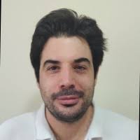 50+ perfiles de «Ruben Burgos»