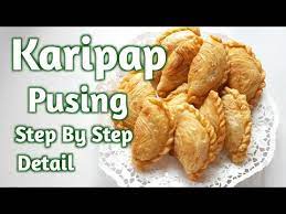 Spiral curry puffs, also known as karipap pusing (螺旋咖喱角) are a tasty and favourite asian snack especially in malaysia and … Cara Membuat Karipap Pusing Step By Step Detail Seru Buatnya Youtube