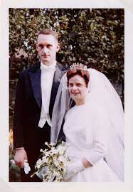 4 By Rootzj Via Flickr Wedding Gowns Vintage Wedding Dresses Vintage Wedding Portraits