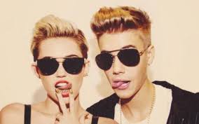 Ca khúc chung của đôi "trai hư gái hư" Justin