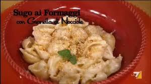 Conchiglie Ai Formaggi Con Granella Di Nocciole Benedetta Parodi Imenudibenedetta La7 It