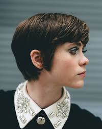 pin by megan on sophia lilis in 2020 queen sophia pretty people short hair styles