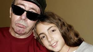 Ha iniziato la sua carriera da giovane, poi alla fine degli anni '70 è diventato membro del trio cabarettistico dei giancattivi. Un Brutto Incidente In Casa Poi Il Coma La Figlia Dell Attore Racconta