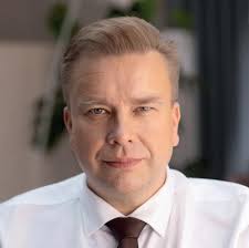 Perhe &amp; Yritys 1/2024 by Perheyritysten liitto