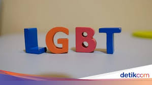 Terkini ariff alfian rosli, pelajar dari malaysia yang terkandas pembelajaran di dublin, ireland akhirnya mengalah dengan. Hukum Mati Lgbt Brunei Pelajari Syariat Islam Di Aceh
