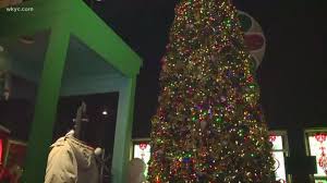 With social distancing guidelines in place, the holiday season might be just as weird as. Castle Noel Brings Hollywood Christmas Spirit To Northeast Ohio Wkyc Com
