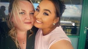 Jennifer Silkworth's Instagram, Twitter & Facebook