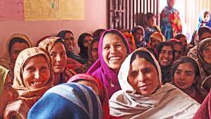 Es gibt trotzdem einige frauen in pakistan, die zur schule gehen und sehr gebildet sind. Pakistan Ein Unabhangiges Frauenhaus Projekt Abgeschlossen
