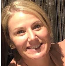 Donna Pasco's Instagram, Twitter & Facebook