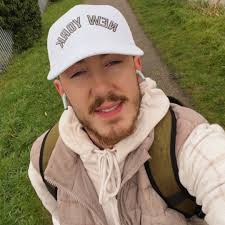 Stream Jack Dunlop music