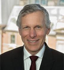 Steven Standing's Instagram, Twitter & Facebook