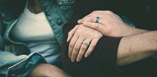 Astept un raspuns sa ma luminez si eu un pic pt ca sunt tare speriata si nu mai stiu ce sa mai. De Ce Imi Amortesc Mainile Si Ce E De Facut Sfaturimedicale Ro