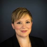 Renee Bloch's Instagram, Twitter & Facebook