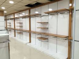 Textile And Store Design Www Rafso Com Ahsap Ve Tekstil Raf Sistemleri Www Rafso Com Ic Mekan Fikirleri Raf Ayakli Askilik