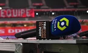 Complete table of ligue 1 standings for the 2020/2021 season, plus access to tables from past seasons and other football leagues. Ligue 1 Confirm The Collapse Of 2 75bn Tv Deal With Mediapro That Will Impact The Finances Of Clubs Daily Mail Online