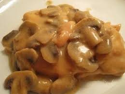 Cuisine Maison D Autrefois Comme Grand Mere Recette De Poulet A La Creme A L Estragon Sauce Cremeuse Au Vin Blanc Recette Poulet Poulet Recette