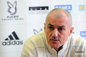 Heister donominoval Szücsa