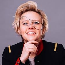 Krystin Moore's Instagram, Twitter & Facebook